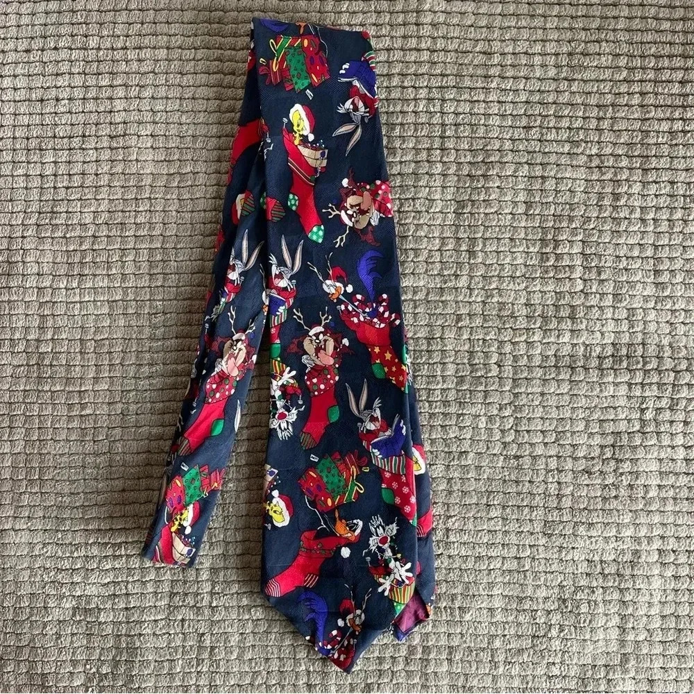 Vintage Looney Tunes Mania Christmas Neck Tie